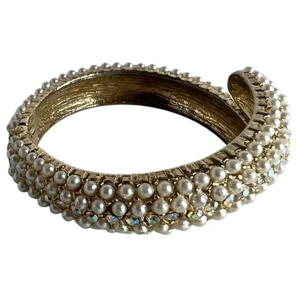 Vintage Faux Pearl And Rhinestone Hinged Bracelet Gold Tone Cuff Wrap Clamper - Picture 7 of 10